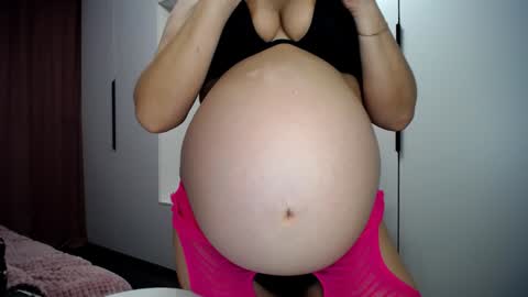 Lina Sparks online show from December 9, 8:12 pm