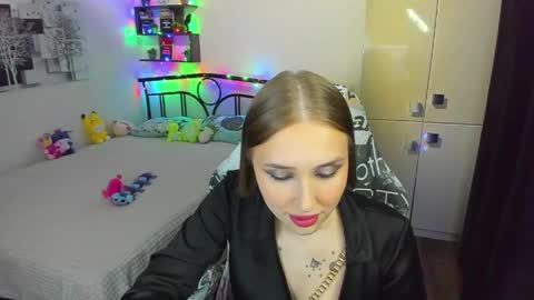 Lina online show from May 8, 10:26 pm