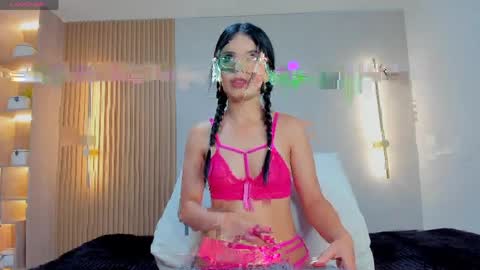  LINDA  online show from April 6, 1:45 pm