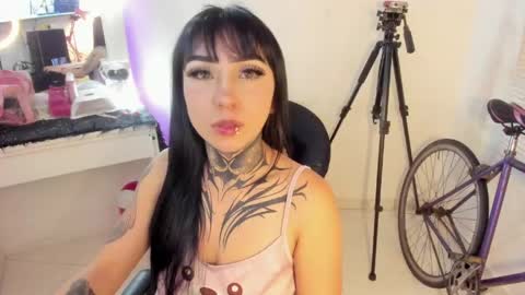 linda miller online show from April 21, 10:17 pm