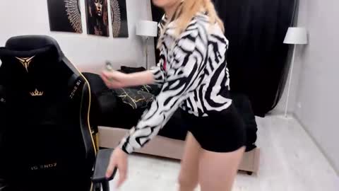 lindasandy online show from January 17, 7:40 am