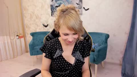 lindasandy online show from November 5, 9:44 am