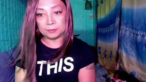 linkingqueens69 online show from June 29, 5:15 am