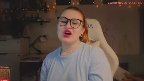 Lina online show from June 25, 1:35 am