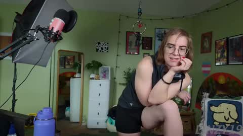 Linzy19 online show from February 20, 8:14 pm