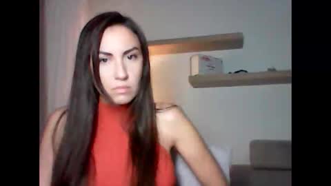 lioranwe online show from May 31, 8:43 pm