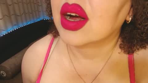 Snapshot of lipsaddiction chatting on October 24, 2:07 pm LIpsAddiction online show from October 24, 2:07 pm