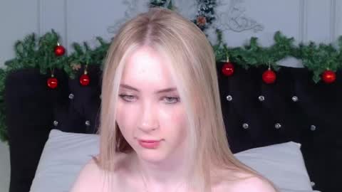 lirakink online show from December 22, 3:46 am