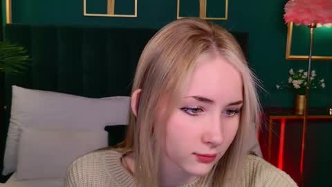 lirakink online show from November 26, 3:15 am