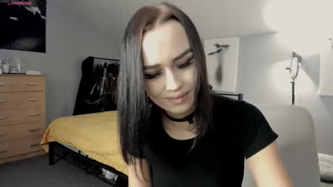 lisa__johnson online show from November 3, 12:11 am