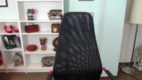 Lisa Caprice online show from September 16, 6:27 am