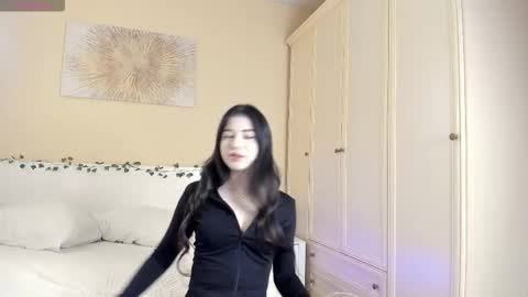 Lisa  online show from December 14, 8:26 pm