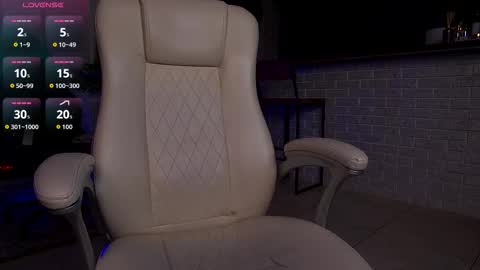 lisa_elfy online show from September 10, 3:24 pm