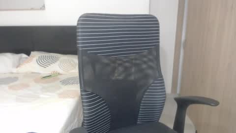 Snapshot of lisa_g07 chatting on February 1, 11:06 pm Lisa Santos online show from February 1, 11:06 pm