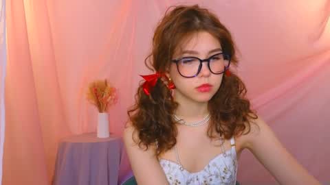  Lisa  online show from February 17, 9:46 am