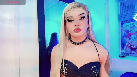 lisa_sparkleee online show from April 2, 3:25 am