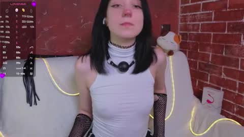 Lisa online show from February 17, 8:08 pm