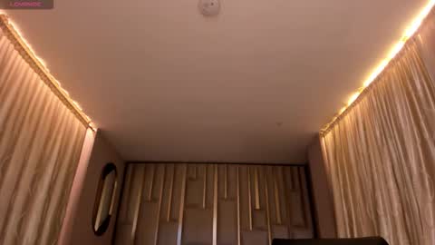 Lisa  Flowers online show from February 23, 11:23 am