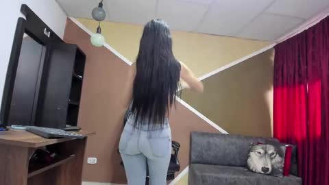 Snapshot of lisagray_1 chatting on October 2, 7:45 pm Lisa Gray Independent Model online show from October 2, 7:45 pm
