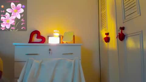 LisaHadwiin online show from September 16, 9:18 pm