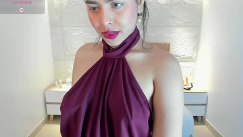   online show from May 23, 12:45 pm
