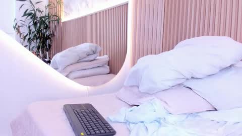 Liss online show from February 2, 7:32 pm