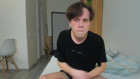 Alfie online show from December 24, 11:28 am