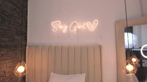 Lisa online show from March 28, 11:44 am