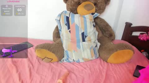 lissa_petitee online show from November 8, 6:33 pm