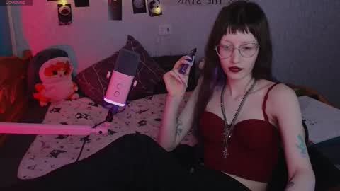 lissaros online show from March 12, 5:06 pm