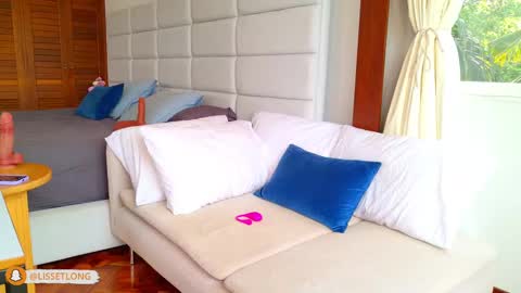 Lisseth Long  online show from October 15, 7:26 pm