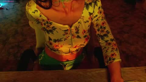 Liss online show from November 15, 4:14 am