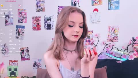 Bella online show from June 3, 2:33 pm