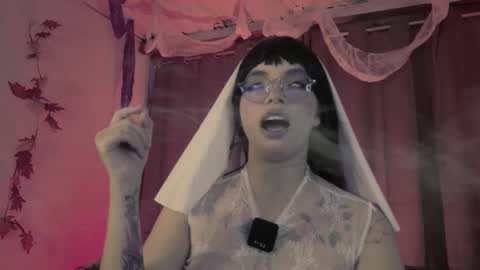 Maeve  online show from November 1, 2:12 am