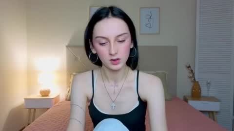 little_mollee online show from October 6, 8:59 pm