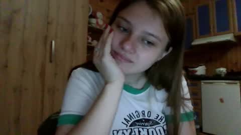 Snapshot of little_shygirl_ chatting on September 19, 2:16 am little_shygirl_ online show from September 19, 2:16 am