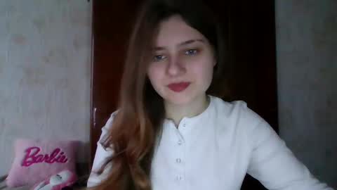 Snapshot of little_shygirl_ chatting on January 25, 7:06 am little_shygirl_ online show from January 25, 7:06 am