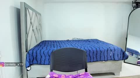 Abbie online show from October 31, 1:06 am