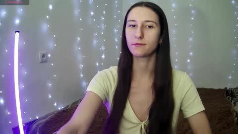 LittleAhWitch online show from December 3, 10:27 am