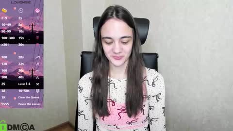 littleashleyy online show from February 16, 8:07 pm