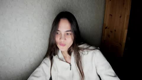 littleashleyy online show from December 1, 3:21 pm