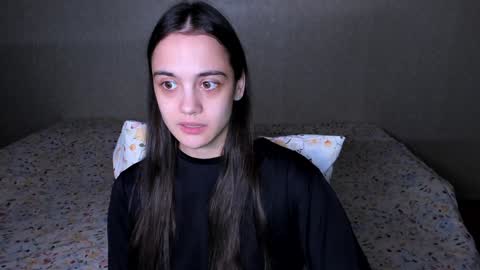 littleashleyy online show from December 21, 2:58 pm