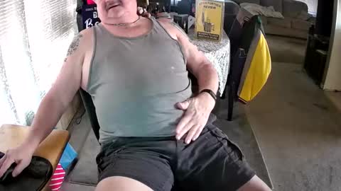 Littled83057 online show from December 20, 9:11 pm