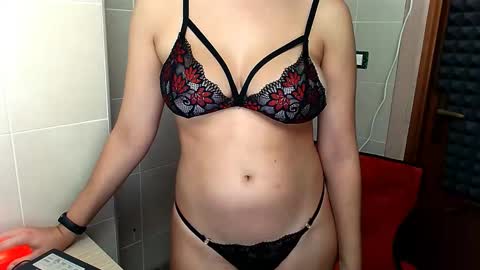 LittleDream20 online show from December 23, 4:51 am