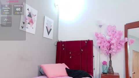 Emily  online show from November 30, 12:01 pm