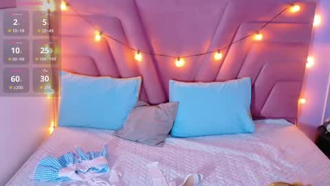 Tania  online show from October 23, 8:21 pm