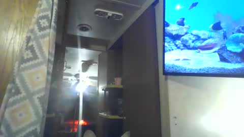 littlegrey376 online show from March 2, 5:08 am