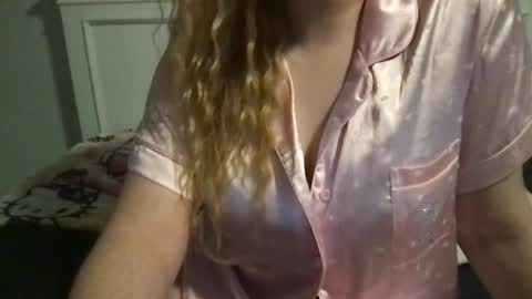 babygirll online show from April 3, 3:35 am