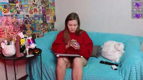 LillleLinn online show from October 20, 3:17 pm