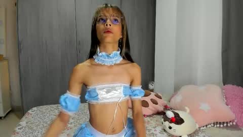 Luna online show from February 4, 8:24 pm